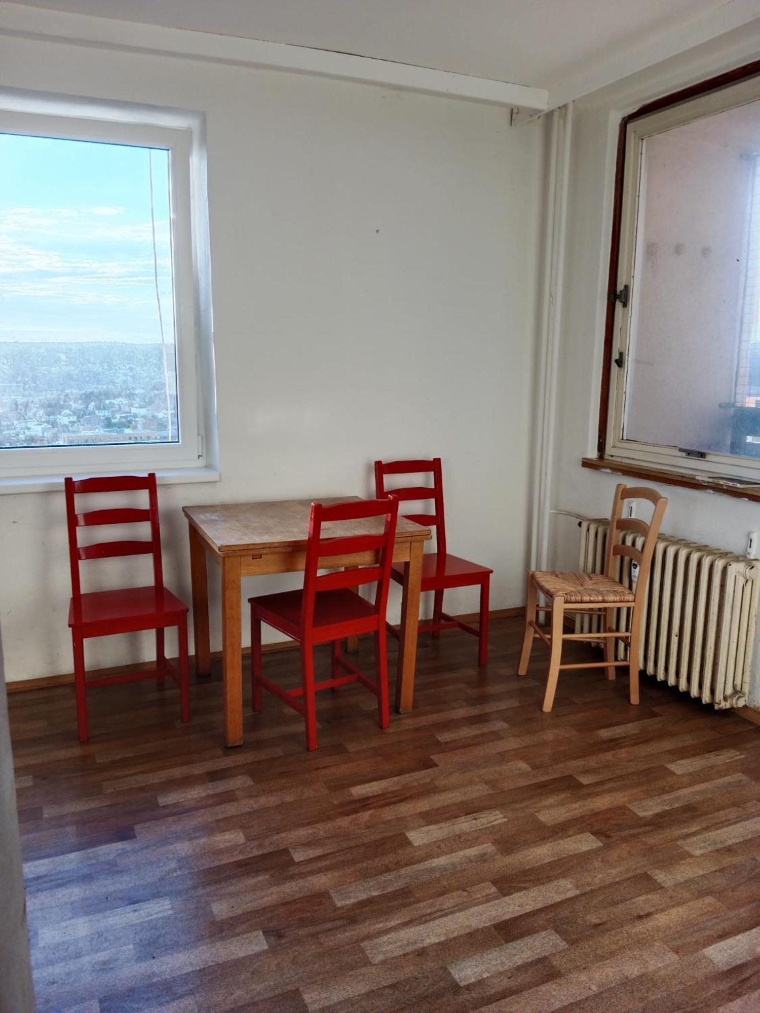הוסטל פראג Tvm Tower Modrany מראה חיצוני תמונה